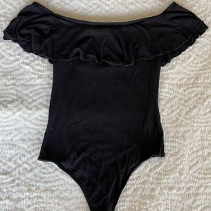 Cold shoulder ruffle shirt